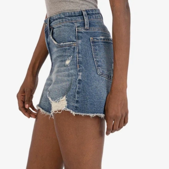 KUT from the Kloth Jane High Rise Distressed Shorts. Med Wash. Size Med - Picture 2 of 12